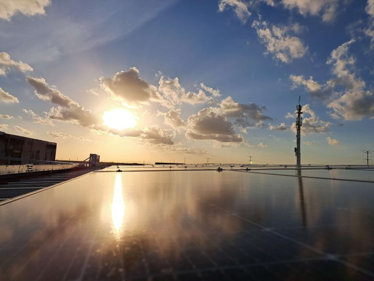 Sistema fotovoltaico instalado en Cancún, Quintana Roo México